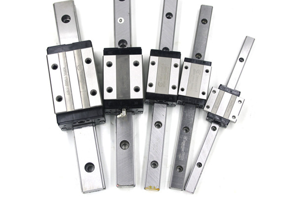 SAMICK PRECISION IND. CO., LTD.  Load Rating and Service Life Linear  Motion System